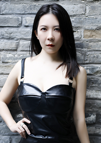 Gorgeous profiles pictures: Yue from Chongqing, Online Member of China